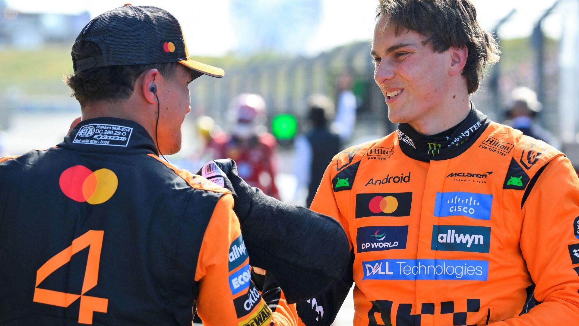 梅赛德斯险胜红牛二队，皮亚斯特里刷新纪录