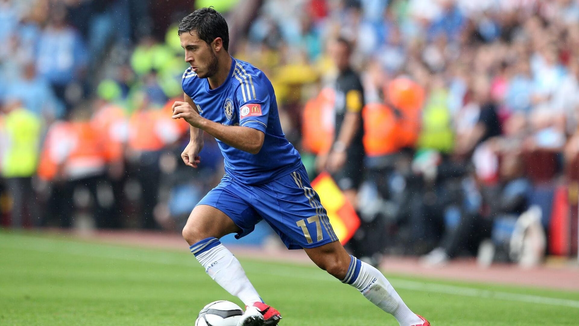 当欧冠金靴撞上NBA季后赛，哈兰德评分拉满之夜，体育宇宙的奇妙共振