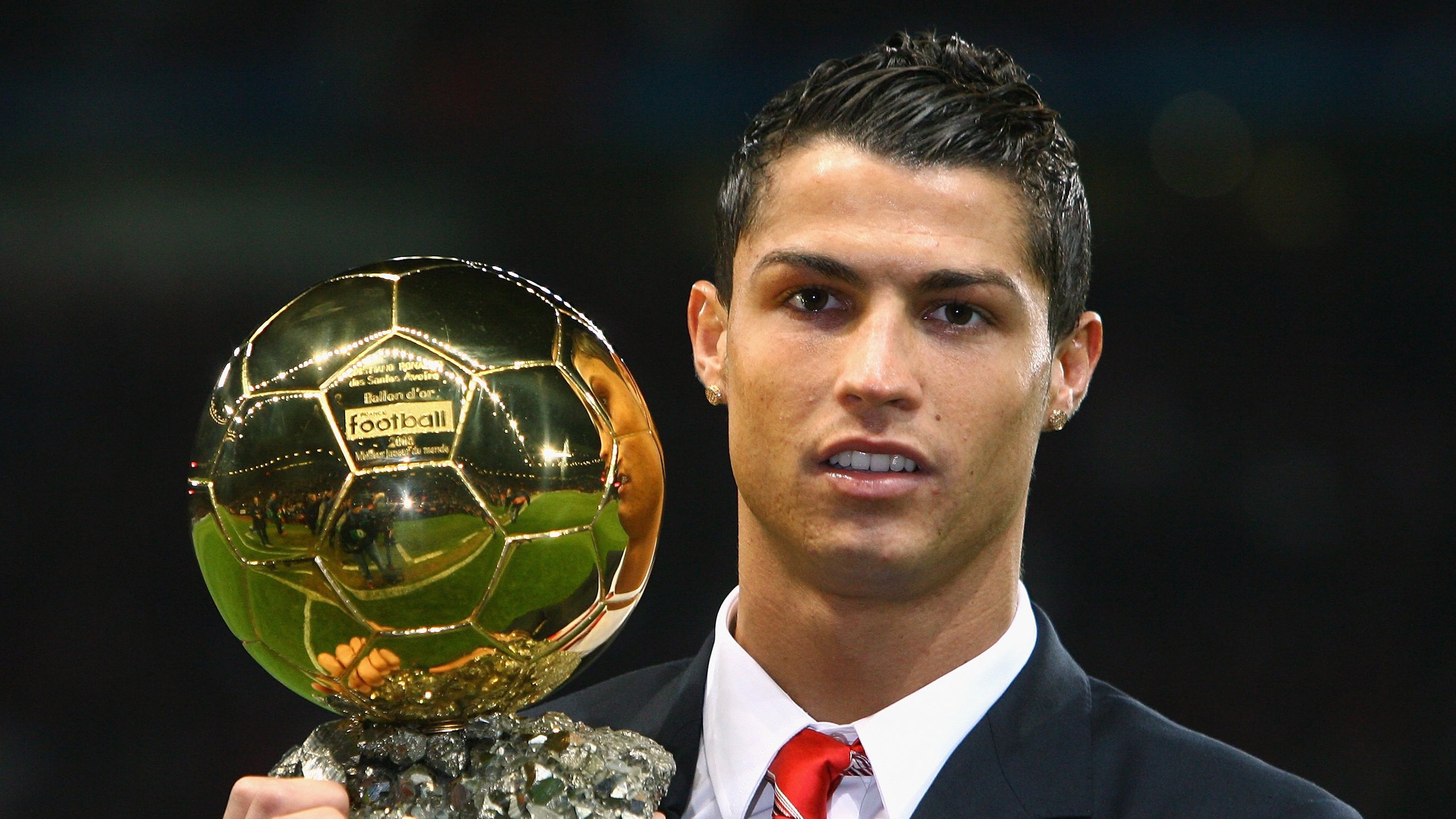 波兰一波带走洪都拉斯，东欧铁骑的闪电战与足球世界的权力迁徙